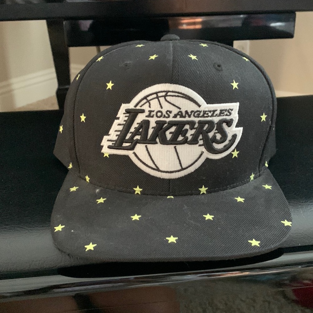 Lakers glow in the dark hat